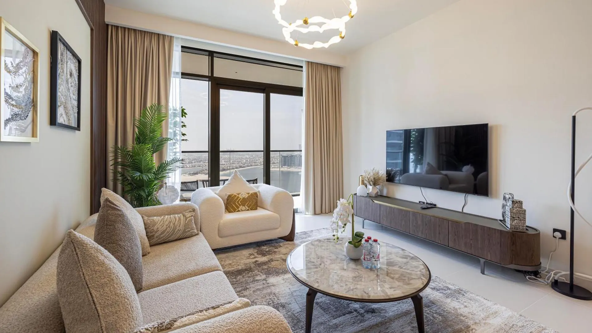 Premium Waterfront Luxury In Dubai Marina Apartment