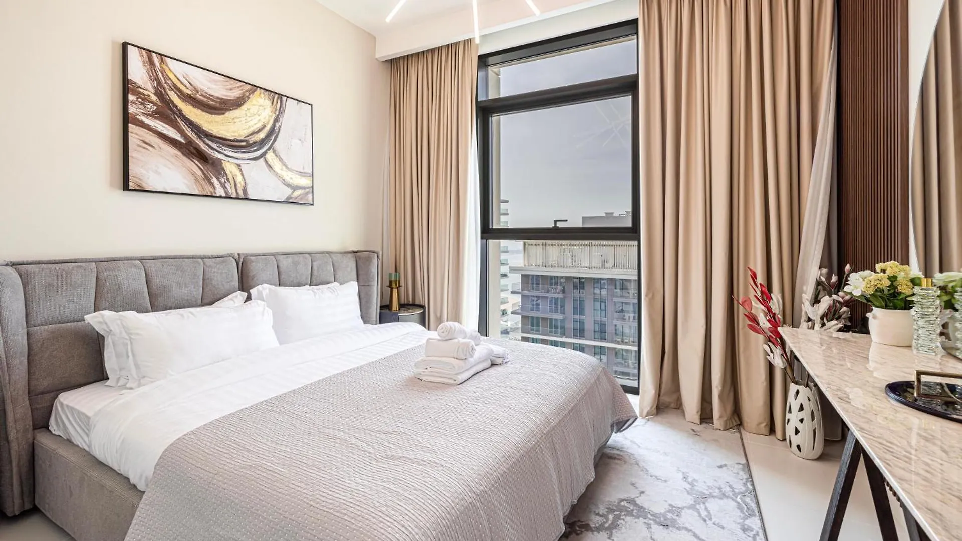 Premium Waterfront Luxury In Dubai Marina Apartment